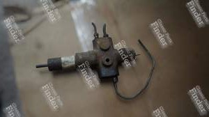 Hydraulic priority valve for CITROËN SM