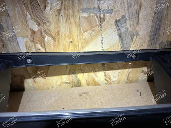 Zählerumrandung - VOLKSWAGEN (VW) Golf I / Rabbit / Caddy / Jetta - 161867241- 3