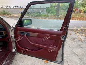 Complete red interior - MERCEDES BENZ S (W126) - thumb-2