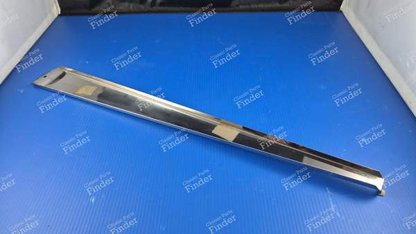 Baguette enjoliveur inox de montant central de porte - PEUGEOT 304 - 2