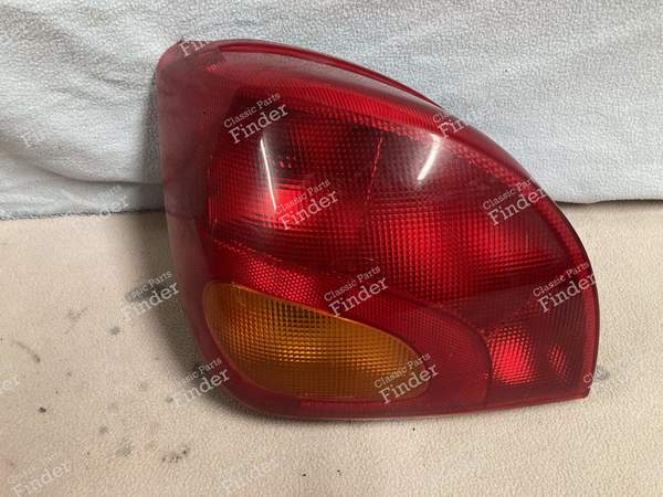 Left rear light - FORD Fiesta - 1044156 / 96FG13W004- 0