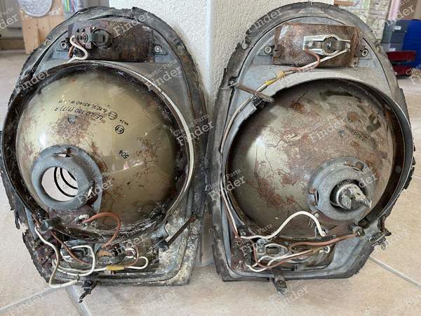 Headlight optics - MERCEDES BENZ W108 / W109 - 1305630022- 1