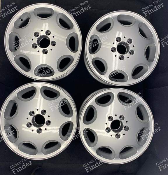 Original Mercedes Eight Holes Alloy Wheels - 7.5Jx16 ET51 - MERCEDES BENZ S (W140) - 1404000902- 1