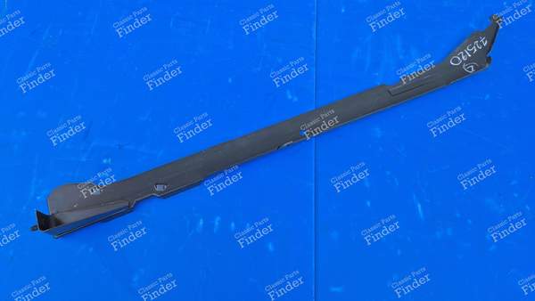 Tôle de renfort de plancher arrière gauche - PEUGEOT 305 - 725120- 0