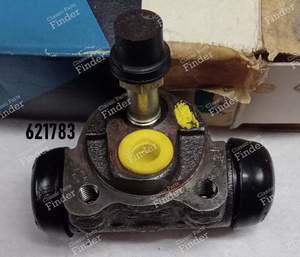 Pair of left or right rear wheel cylinders - FORD Fiesta