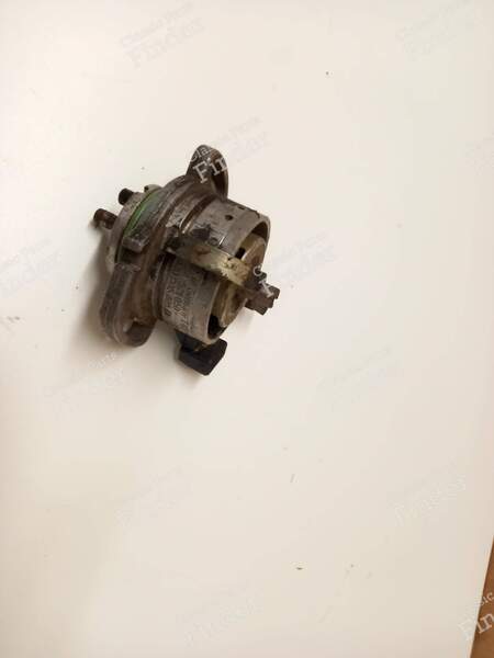 BOSCH Ignition System for a 1300cc Engine - VOLKSWAGEN (VW) Golf I / Rabbit / Caddy / Jetta - 0237521050  /  030905205AA- 4