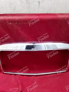 Chrome grille - MERCEDES BENZ E (W124) - thumb-1