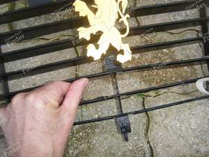 Calandre - PEUGEOT 304 - thumb-4