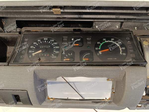 Tableau de bord - RENAULT 9 / Alliance / Broadway / 11 / Encore (R9 / R11) - 2