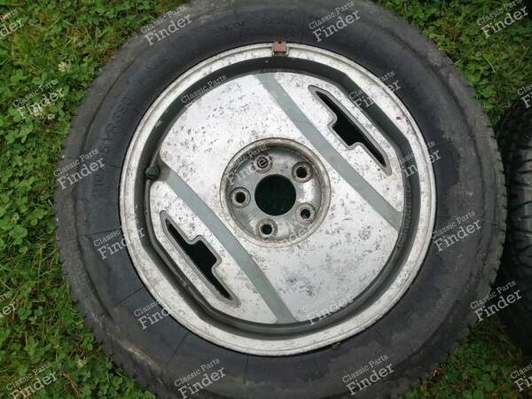 Jantes alliage version TURBO ou 4TC - CITROËN CX - 1