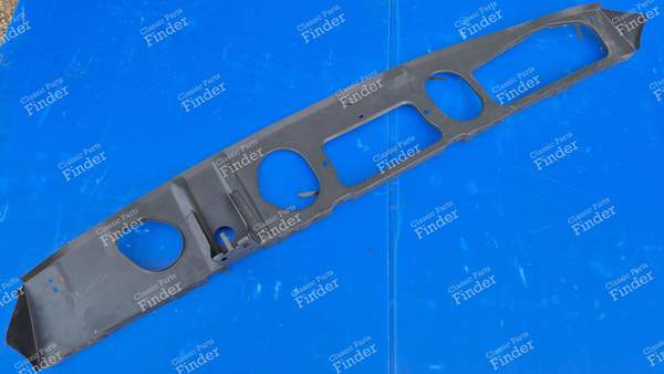 Tôle de traverse arrière de tablier - PEUGEOT 504 - 714901- 2