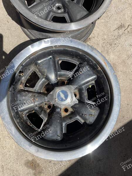 Set of 4 Wheels - CHEVROLET Chevelle / Malibu / El Camino - 2