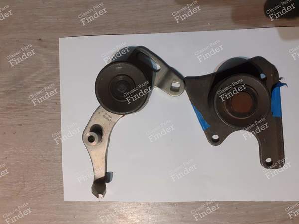 Galet enrouleur de courroie de distribution - PEUGEOT 205 - 082933- 0