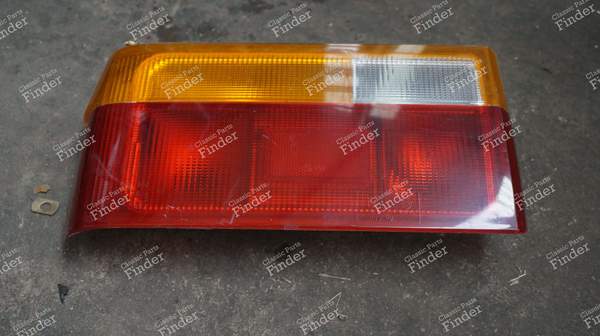 Rücklicht links - RENAULT 9 / Alliance / Broadway / 11 / Encore (R9 / R11) - 1263701- 0