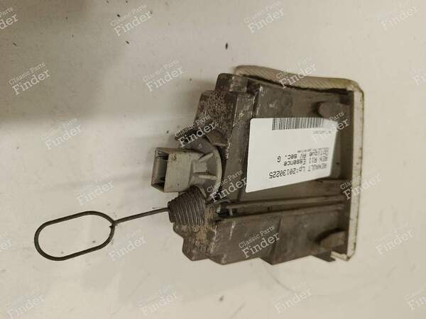 Clignotant avant gauche - RENAULT 9 / Alliance / Broadway / 11 / Encore (R9 / R11) - 1