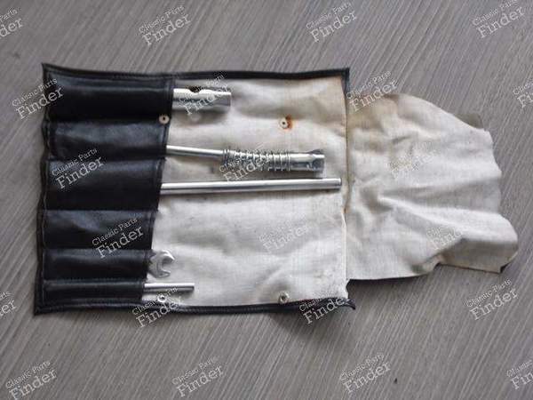 PORSCHE 924 & 944 TOOL KIT - PORSCHE 924 - 5