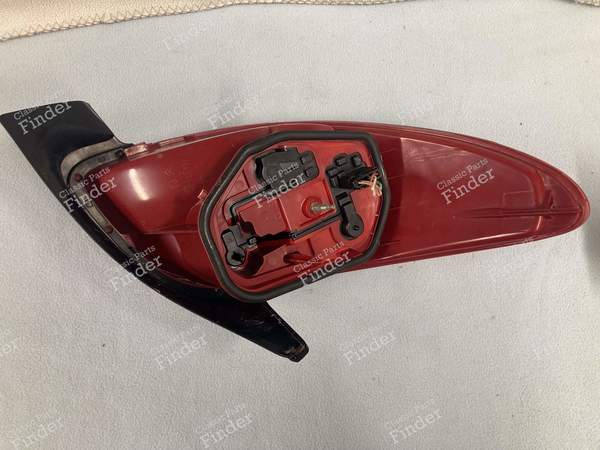 Taillight - phase 1 - PEUGEOT 206 - 2531D- 2