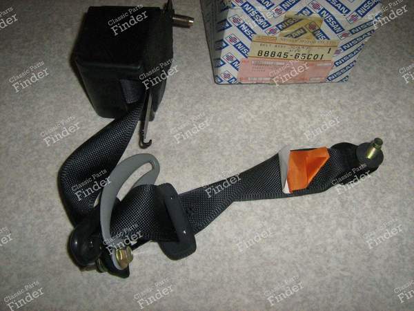 Sicherheitsgurt hinten links - NISSAN Sunny / Pulsar (N14) - 8884565C01