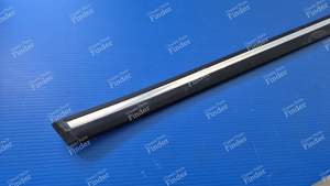 Kotflügelschutzleiste hinten links - Version Kombi - PEUGEOT 504 - 8563.64- thumb-1