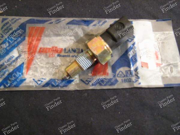 Backup light switch Fiat-Alfa-Lancia - LANCIA Thema - 7580599- 0