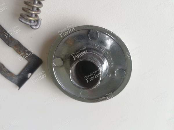 Halterung für das Kühlergrill-Emblem - MERCEDES BENZ S (W116) - 1168800086- 4