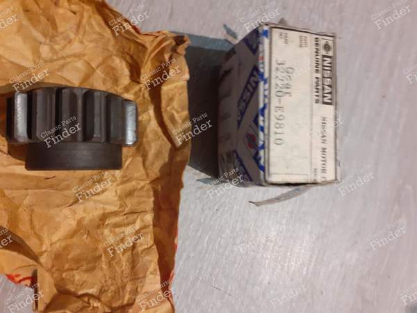 Reverse gear - DATSUN 720 - 32220E9810- 2