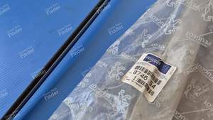 Untere Heckscheibenleiste an der Heckklappe - Kombiversion - PEUGEOT 405 / Pars / Khazar