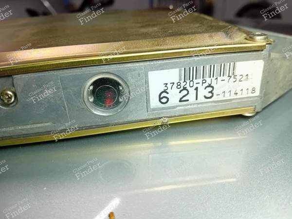 Calculateur moteur CRX 1,6 16 ZC1 - HONDA CR-X - 37820PJ137521- 2