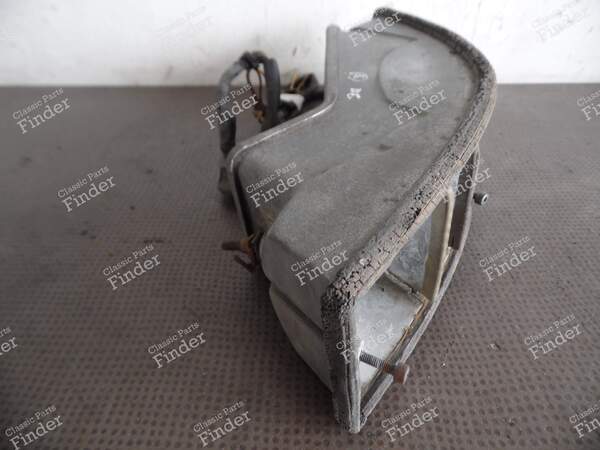 BOITIER FEU ARRIERE DROIT - PORSCHE 911 / 912 E (G Modell) - 91163194000 / 90163140403 / 91163140403 / 91163140430- 4