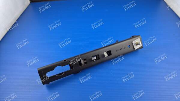 Rear seat belt adjustment slide - PEUGEOT 307 - 8978KZ- 3
