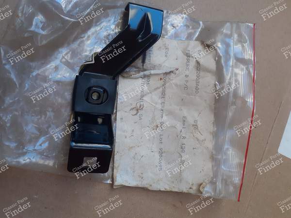 Right front bumper fitting - NISSAN Sunny / Sentra / Tsuru (B11) - 8522003A00- 1