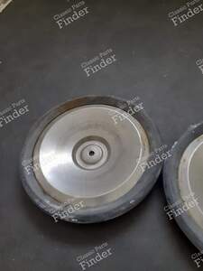 2 stainless steel wheel covers - PEUGEOT 204 - thumb-2