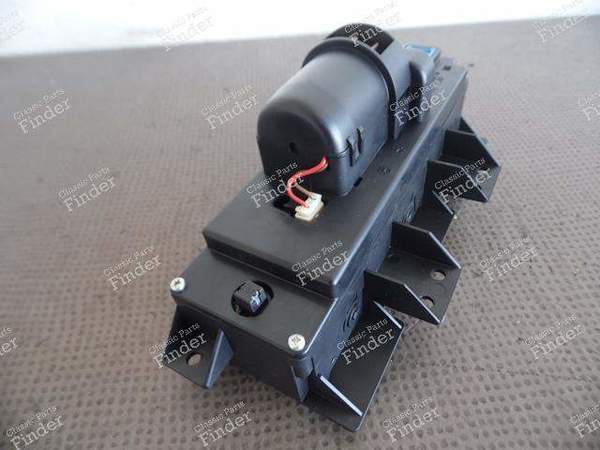 KLIMASTEUERUNG - BMW 8 (E31) - 64111392171- 8