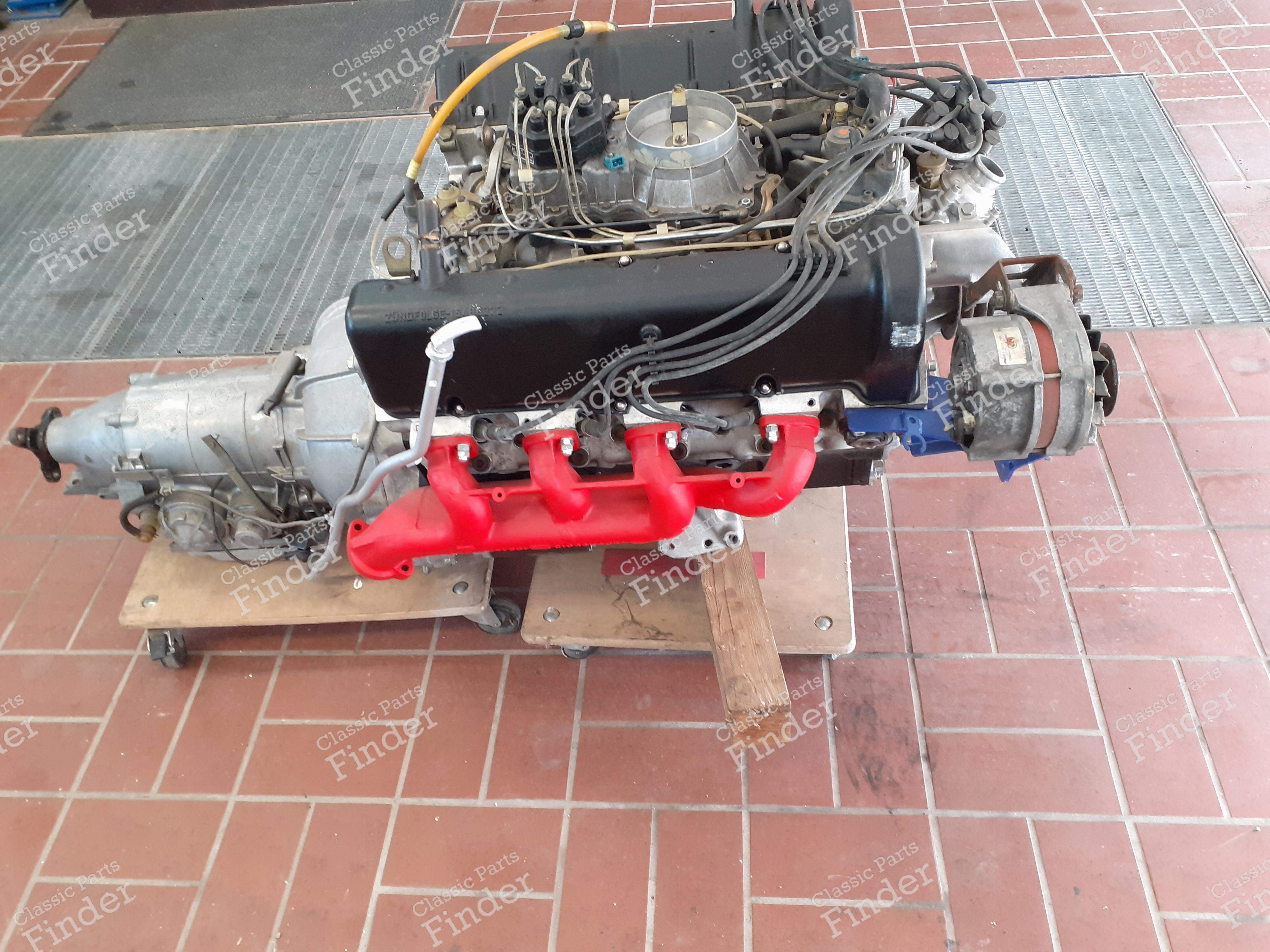 M100 6.9l. Engine from 450SEL / 6.9l with gearbox - MERCEDES BENZ 