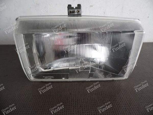 RIGHT FRONT HEADLIGHT - PEUGEOT 305 - 6210.97 / 540079- 0