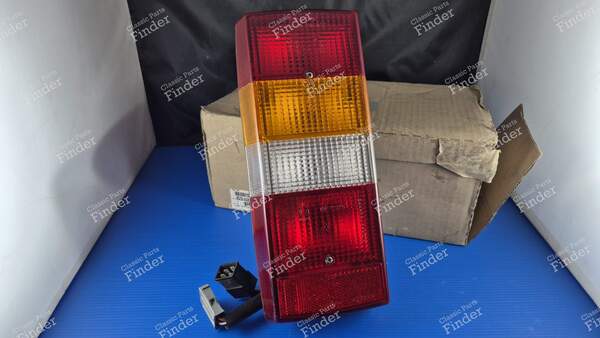 Complete right or left taillight - PEUGEOT J9 - 72275 / 634066- 1