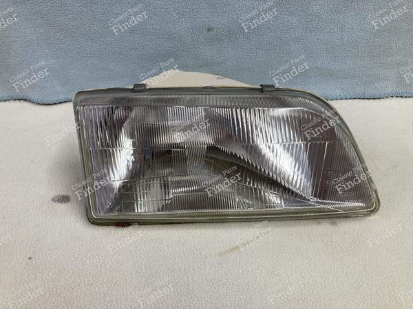 Left and right headlight optics - CITROËN AX - 203467052 (L) / A01057D (R)- 4