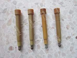 JEU de 4 RALLONGES de BOUGIES - PEUGEOT J7