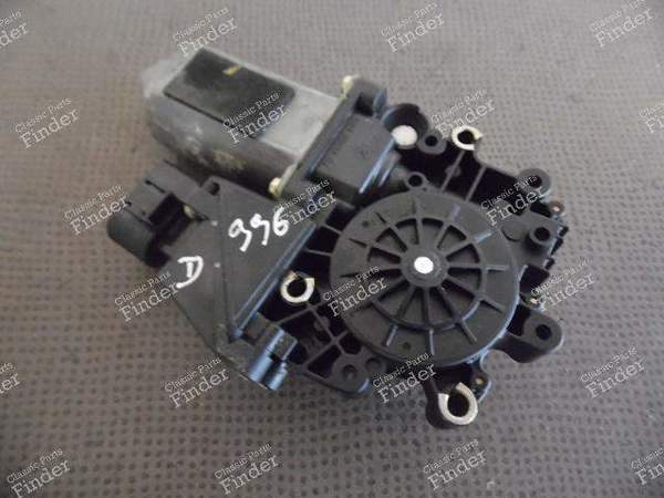 MOTEUR LEVE-VITRE DROIT - 996 COUPE & TARGA - PORSCHE 911 (996) - 99662410203 équivalente à 99662410205 et 99662410201- 8