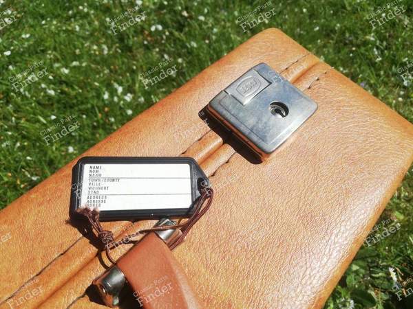 Suitcase and bag - Years 60-70 - OPEL Olympia Rekord - 4