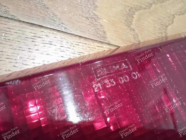 Cabochon de feu / Catadioptre arrière central - RENAULT 15 / 17 (R15 - R17) - 21330001- 4
