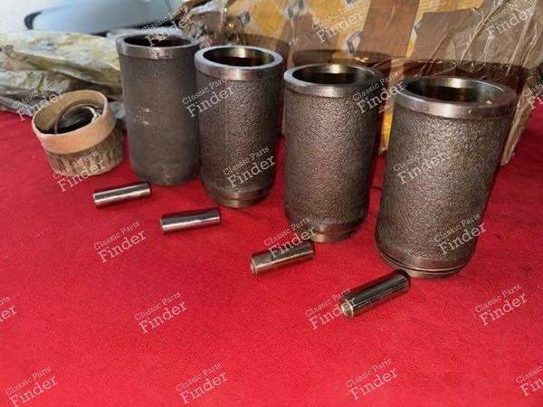 Piston liners - RENAULT 4 / 3 / F (R4) - 7701458348- 0