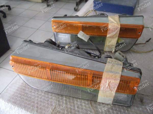 Feux avant complets - FERRARI 308 / 208 / 328 - 0