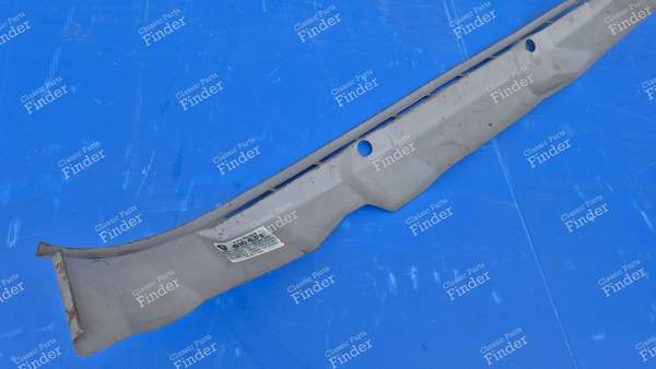 Lining sheet metal for windshield lower crossbar - PEUGEOT 404 - 810419- 2