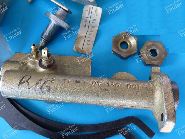 Hauptbremzylinder inkl. Konvolut Motorteile - RENAULT 16 (R16) - 01156001- 3