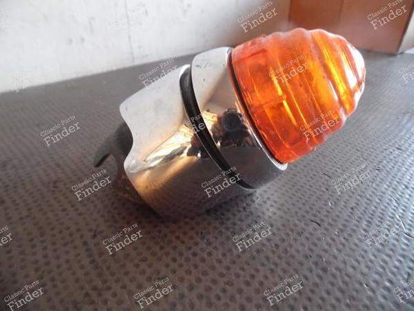 FRONT LEFT TURN SIGNAL - PORSCHE 356 - 64463140110- 3