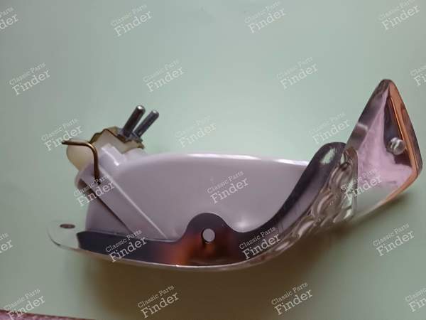 Clignotant avant droit - CITROËN DS / ID - 595- 2