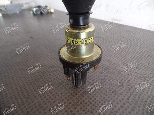 Defrost Switch - PORSCHE 911 / 912 E (G Modell) - 91161314500 / Equiv. 90161304500- 7