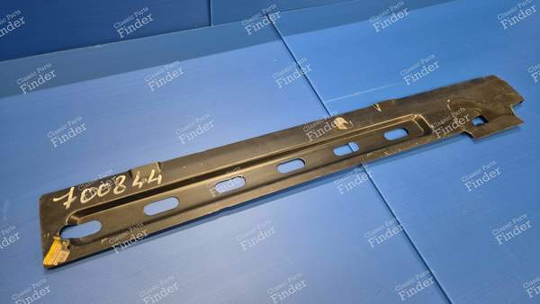 Blech des rechten vorderen Längsträgers - PEUGEOT 305 - 7008.44- 0