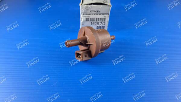 Magnetventil für die Tankentlüftung - PEUGEOT 206 - 1628.7G / 0280142317- 1